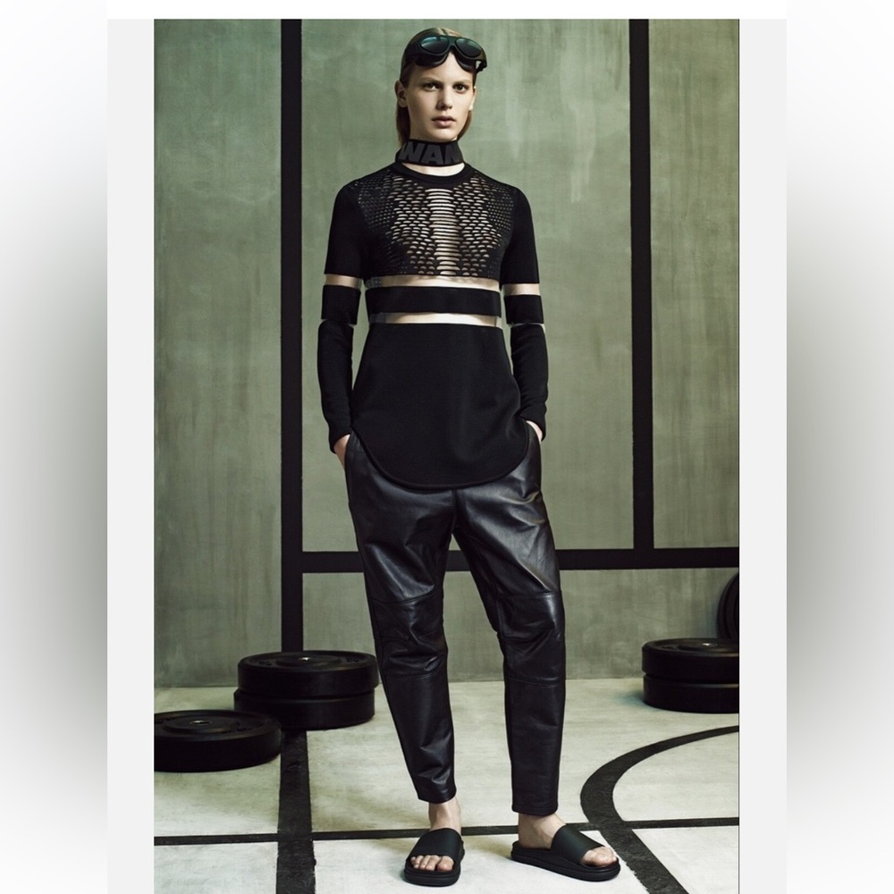 Alexander Wang by: H&M Tunic Top Size: S